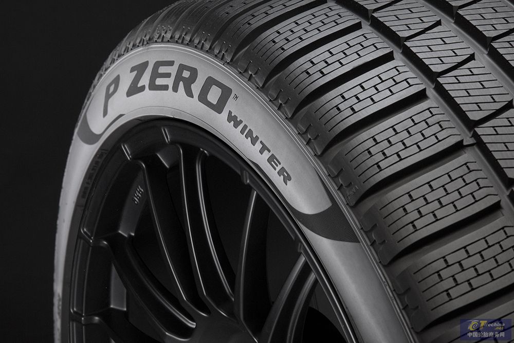 倍耐力攜P Zero家族全新成員亮相日內瓦車展