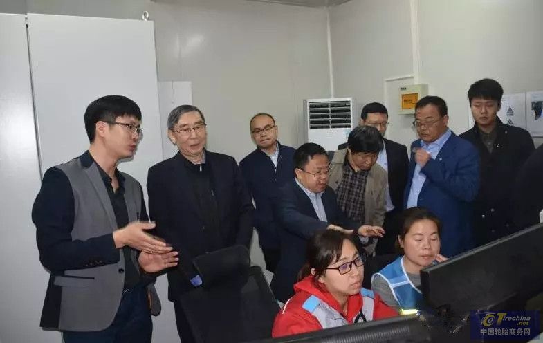 “輪胎X光缺陷智能檢測(cè)系統(tǒng)”通過成果鑒定