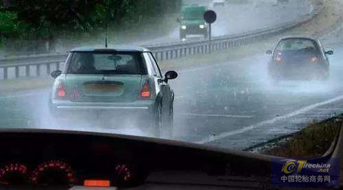 下雨天了怎么辦？汽車出行要注意這些！