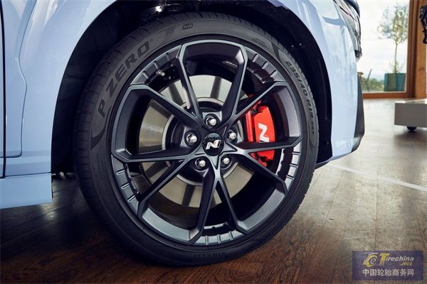 倍耐力P ZERO原配全新現(xiàn)代KONA N車型 (3).jpg